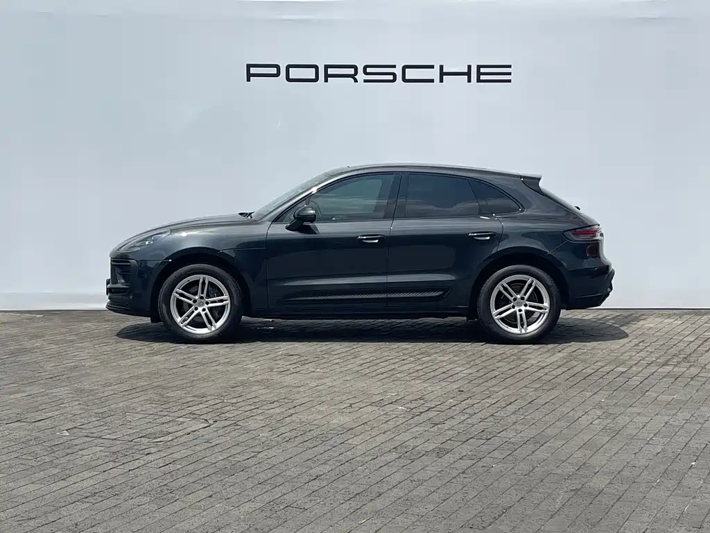 Porsche Macan 2022
