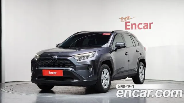 Toyota RAV4 2021