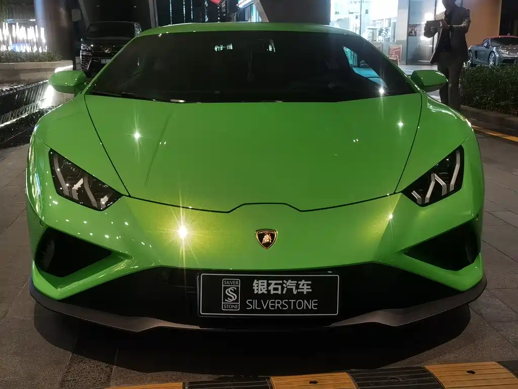 Lamborghini Huracán 2023