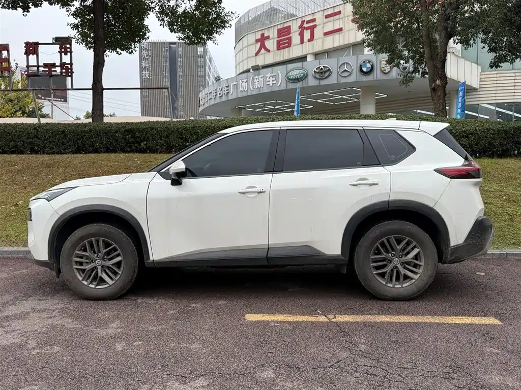 Nissan X-Trail 2024