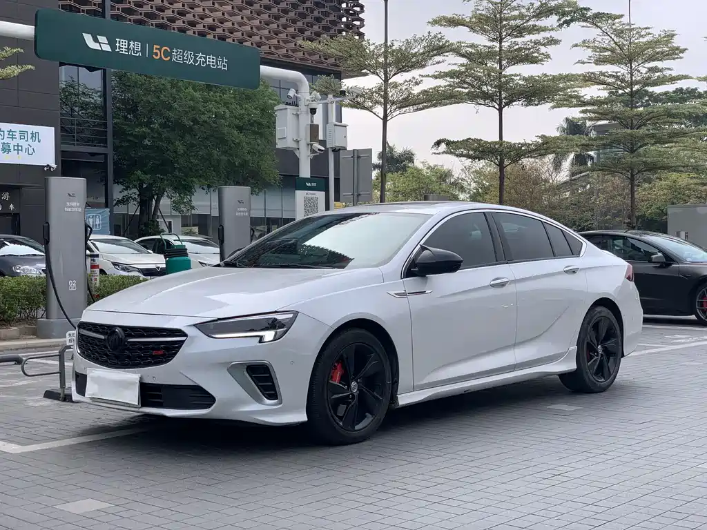 Buick Regal 2022