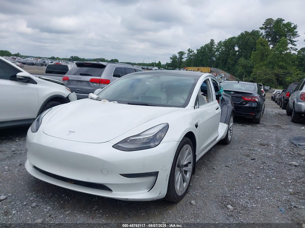 Tesla Model 3 2022