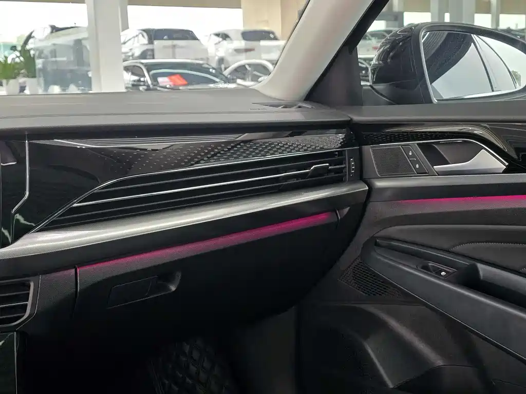 Volkswagen Passat 2024