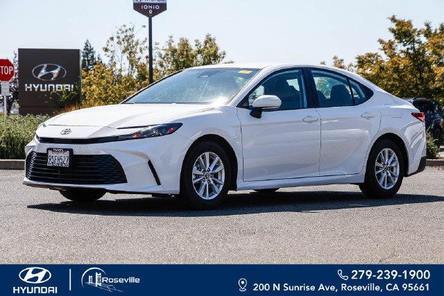 Toyota Camry 2025