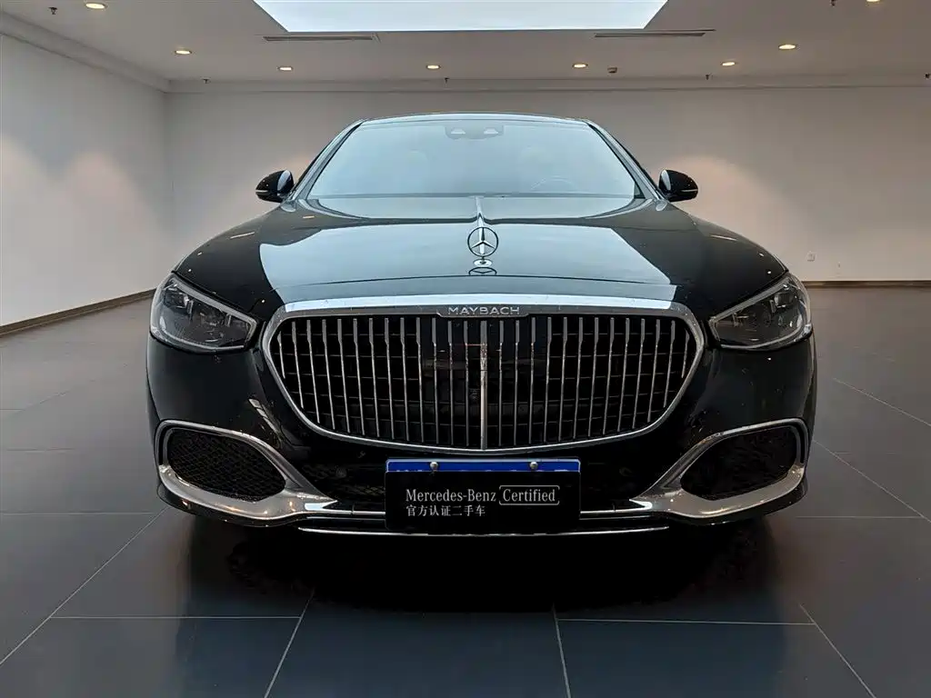 Mercedes-Benz Maybach S-Класс 2022