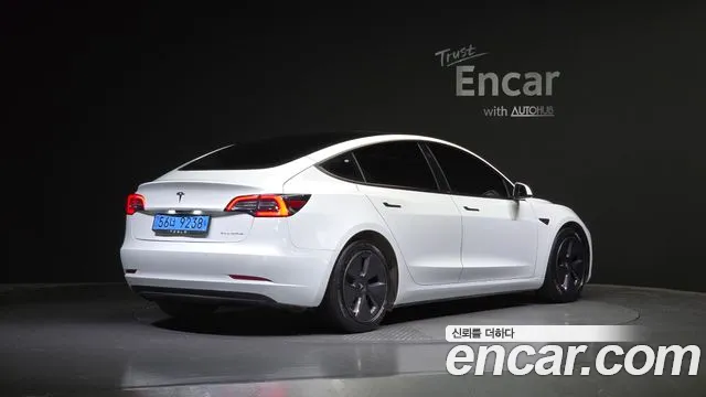 Tesla Model 3 2021