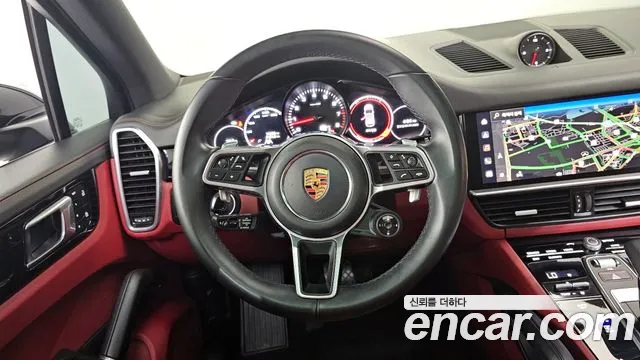 Porsche Cayenne 2022