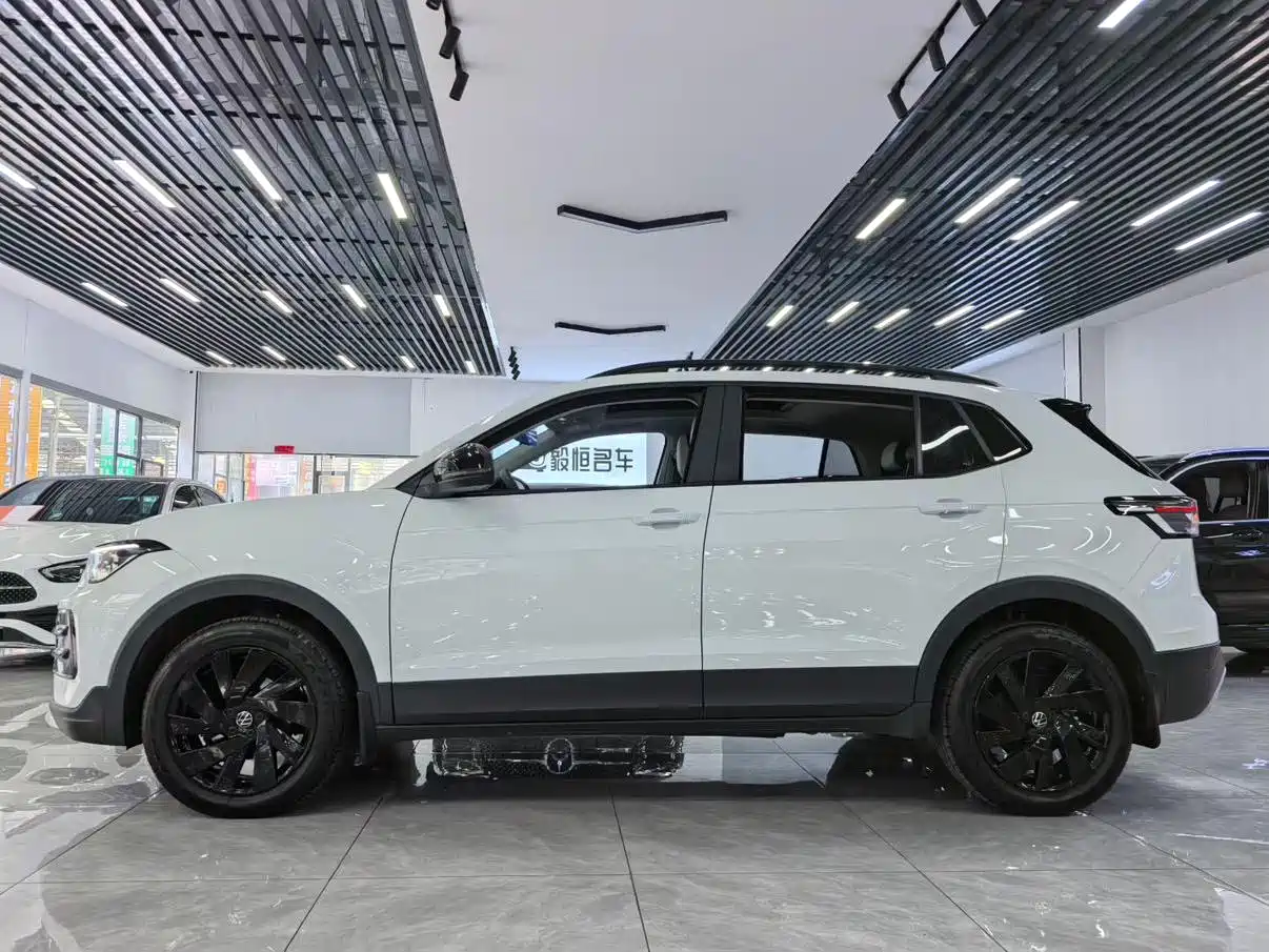 Volkswagen Tharu 2025