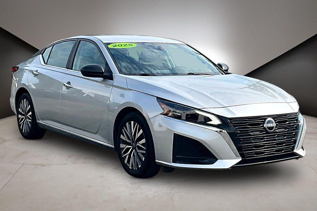 Nissan Altima 2025
