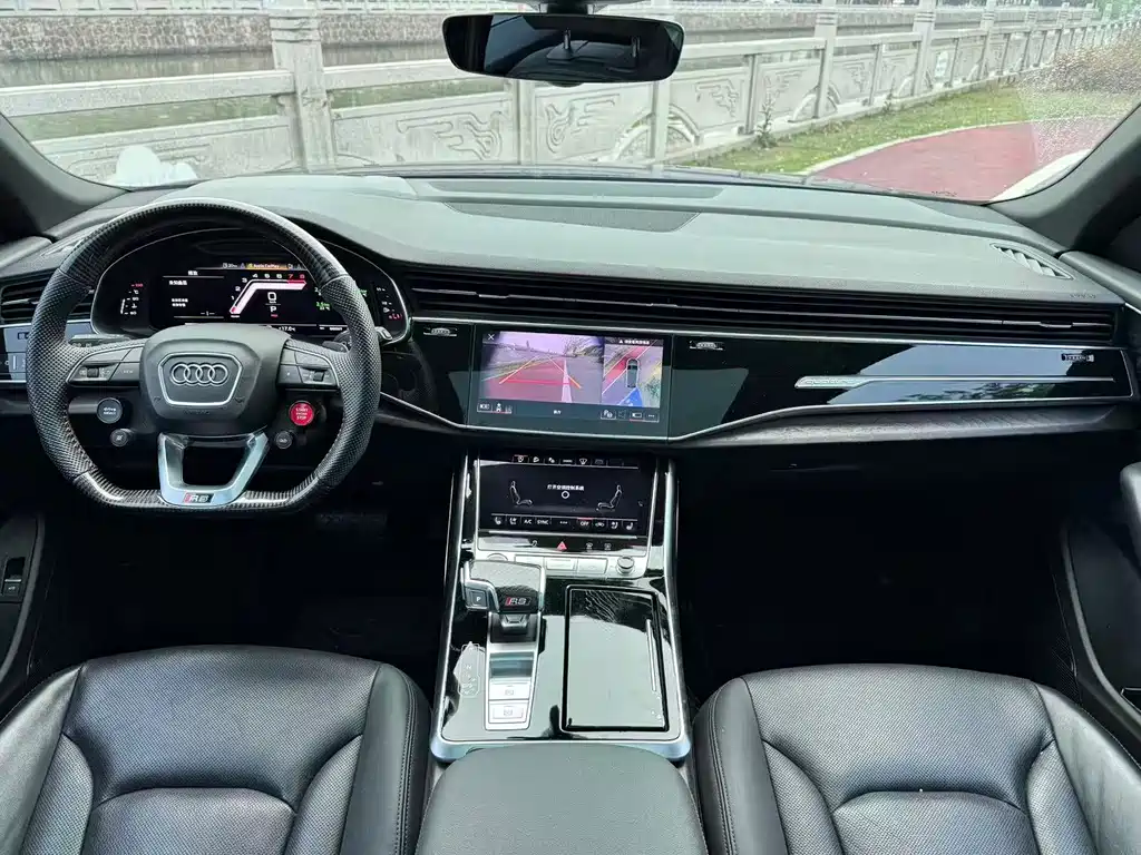 Audi Q8 2022