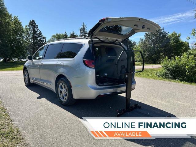 Chrysler Pacifica 2022