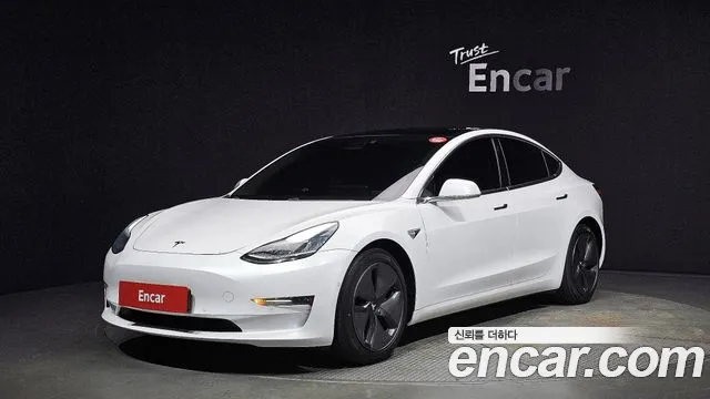 Tesla Model 3 2020