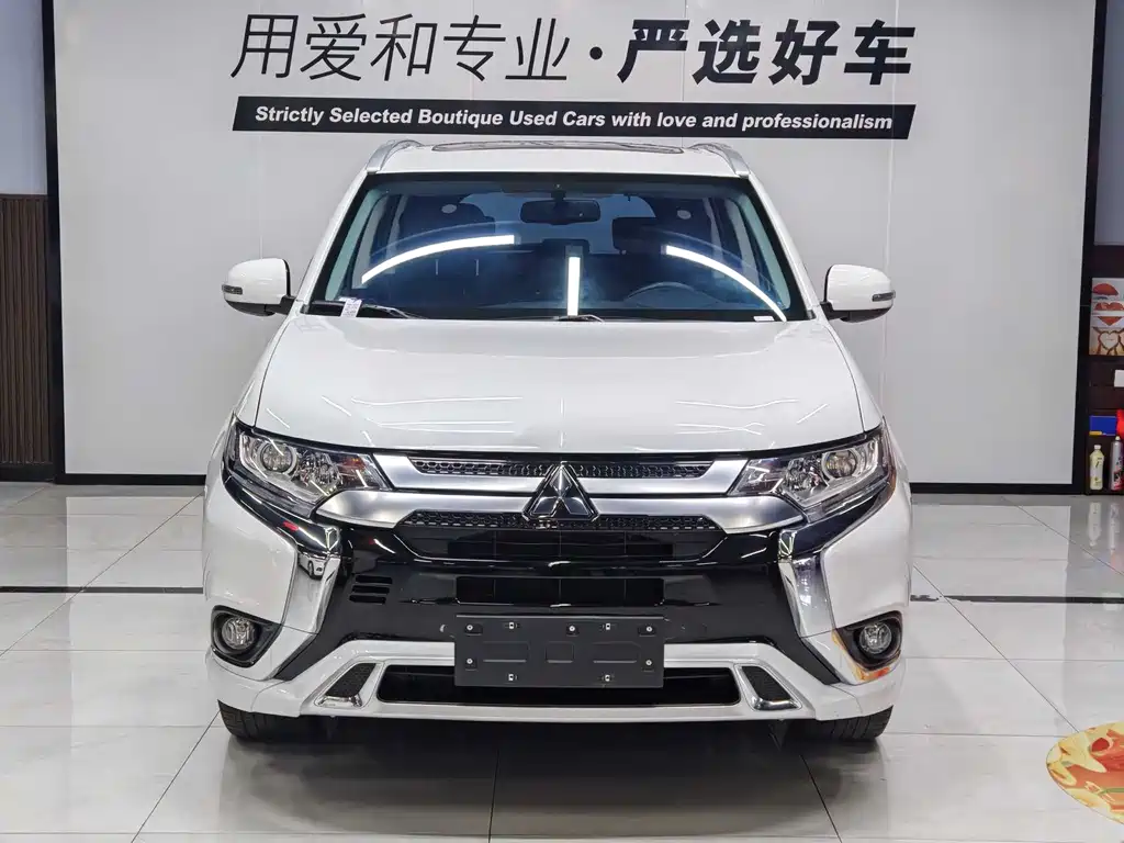 Mitsubishi Outlander 2022