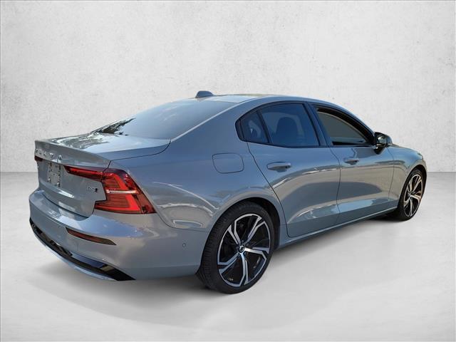 Volvo S60 2024