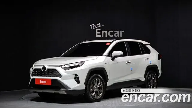 Toyota RAV4 2025