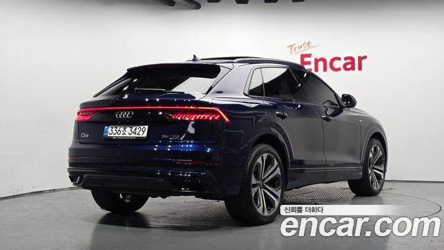 Audi Q8 2023