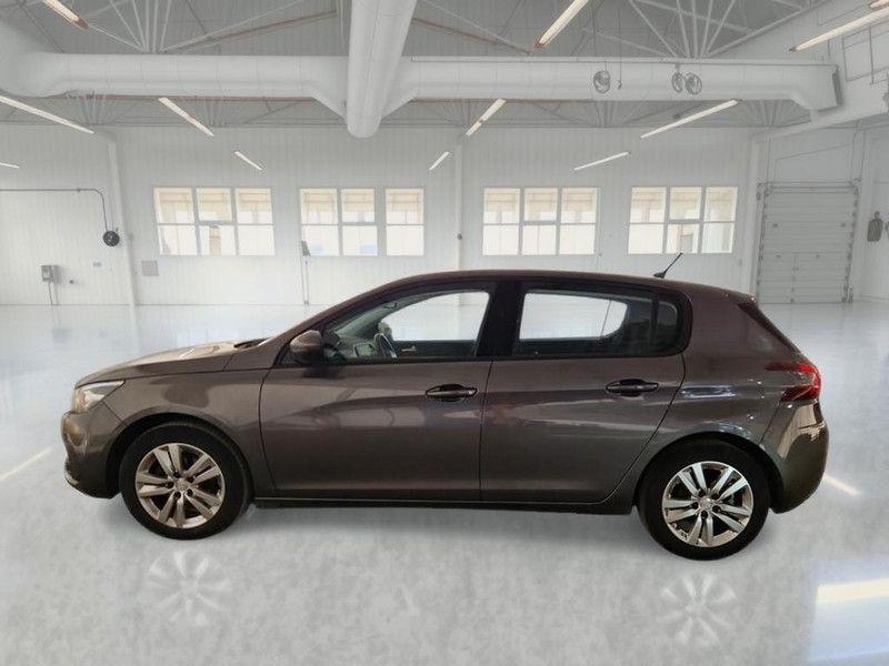 Peugeot 308 2021
