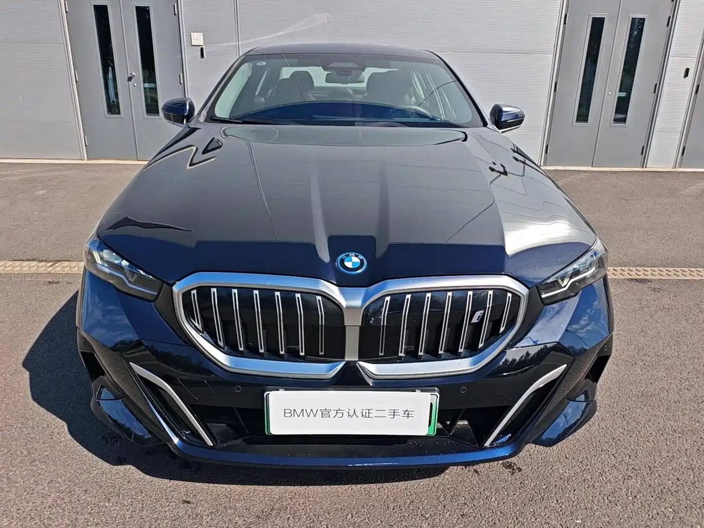 BMW i5 2025