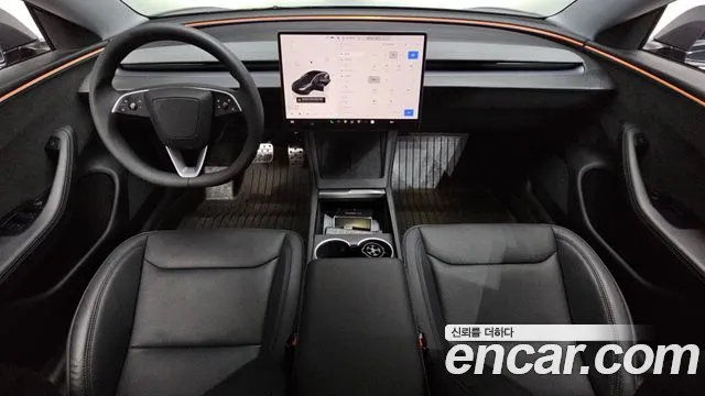 Tesla Model 3 2025
