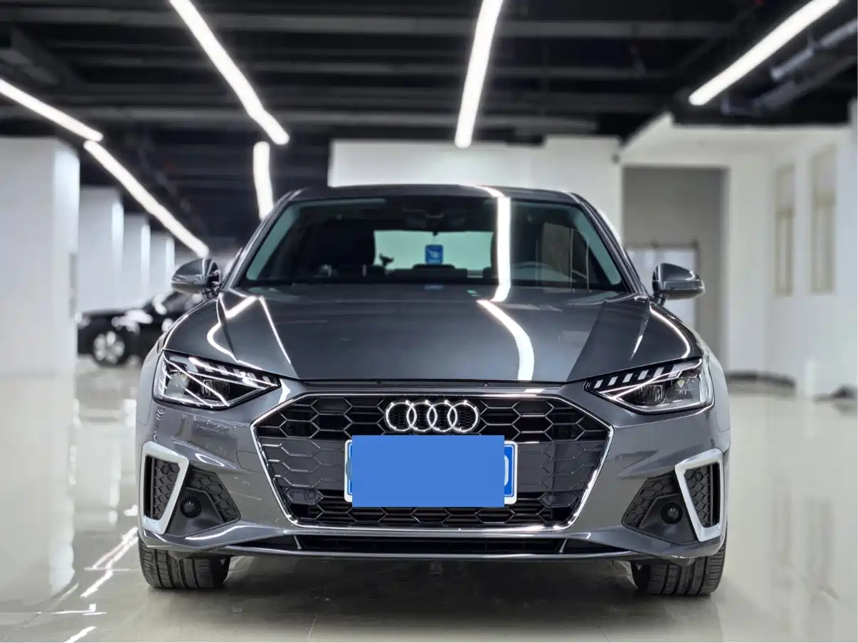 Audi A4 2024