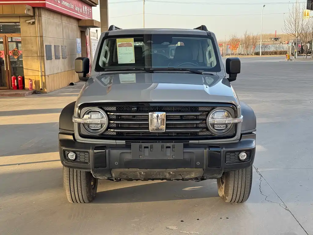 Tank 300 2022