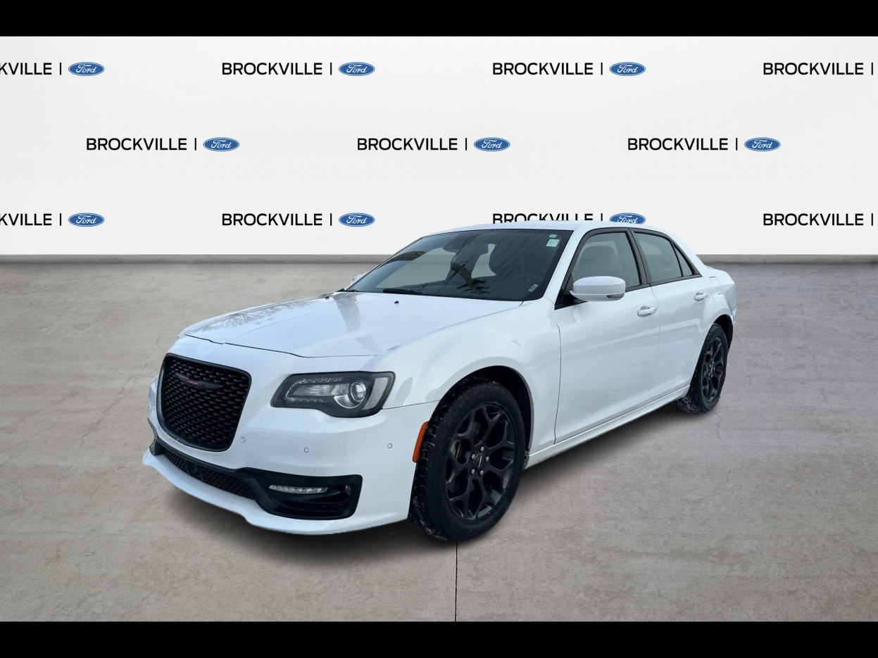Chrysler 300 2023