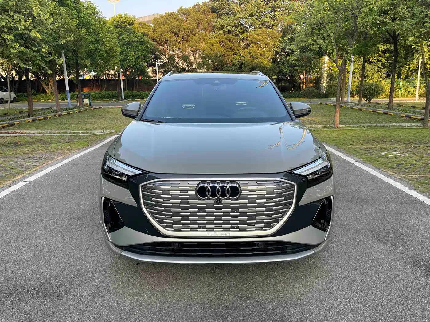 Audi Q4 e-tron 2024