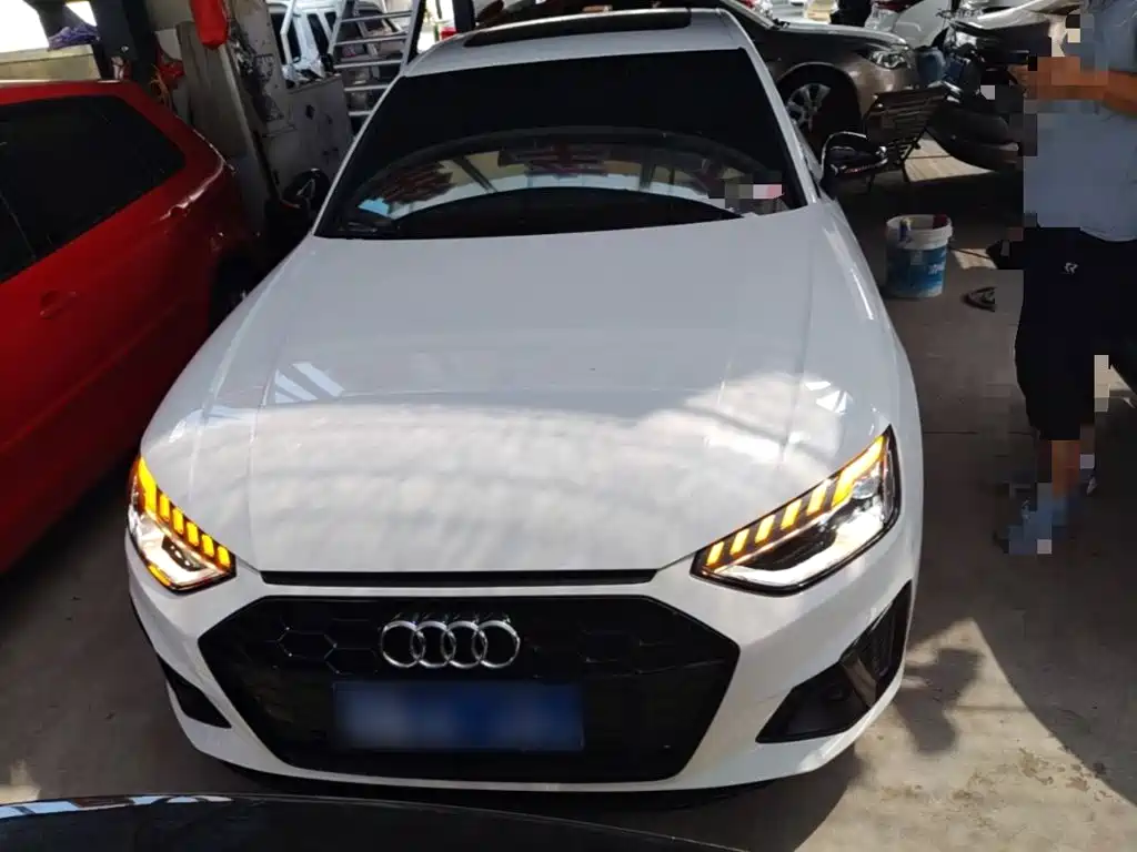 Audi A4 2024