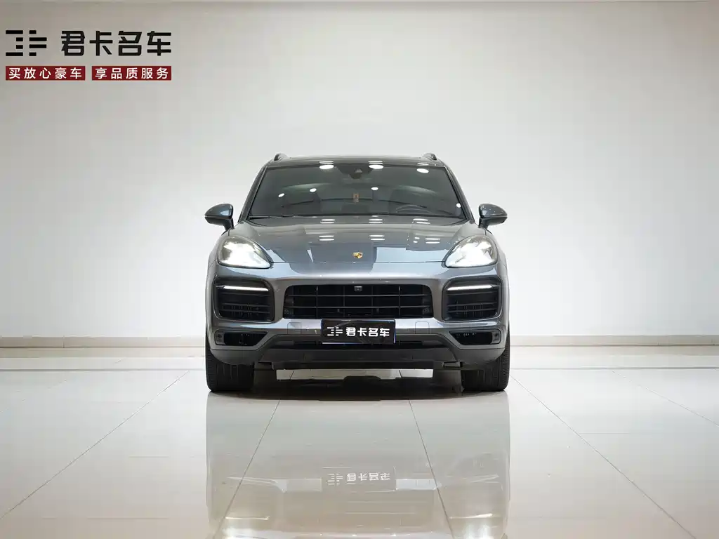 Porsche Cayenne 2022
