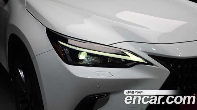 Lexus NX 2026
