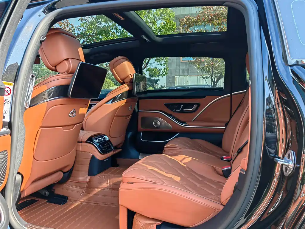 Mercedes-Benz Maybach S-Класс 2023