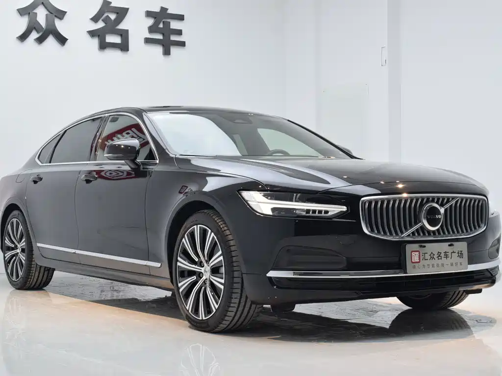 Volvo S90 2025