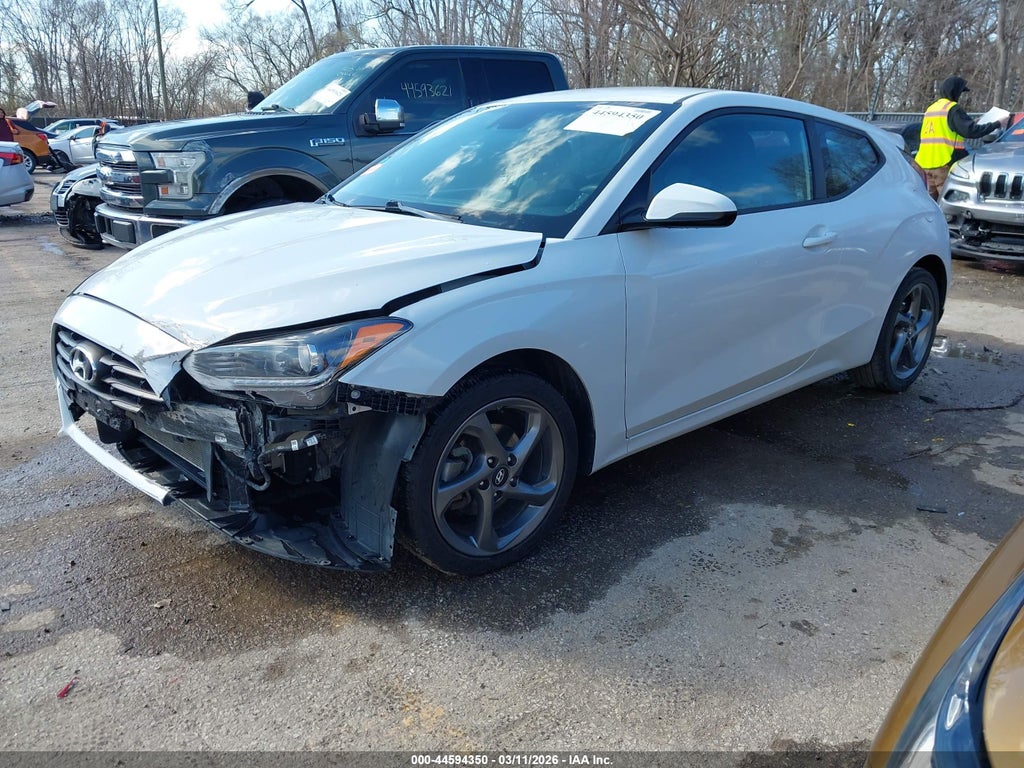 Hyundai Veloster 2021