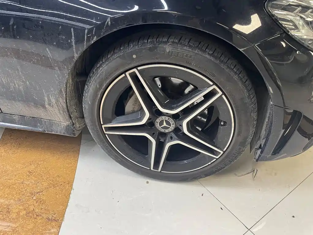 Mercedes-Benz C-Класс 2023