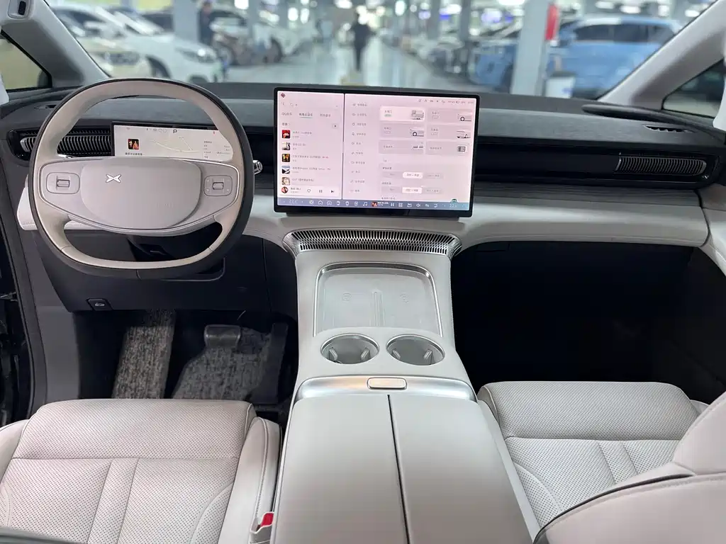 Xpeng X9 2024