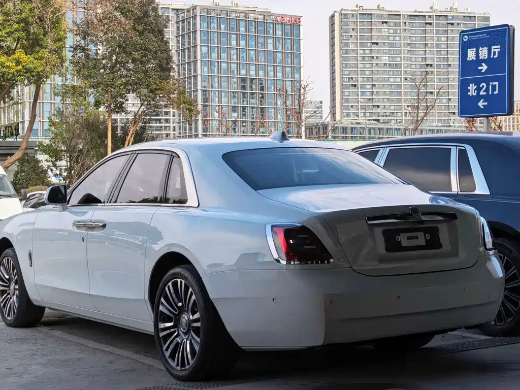 Rolls-Royce Ghost 2022