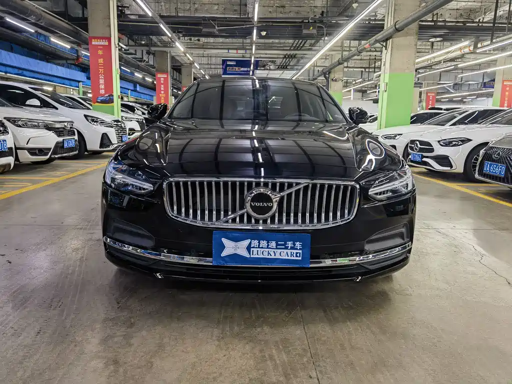 Volvo S90 2024