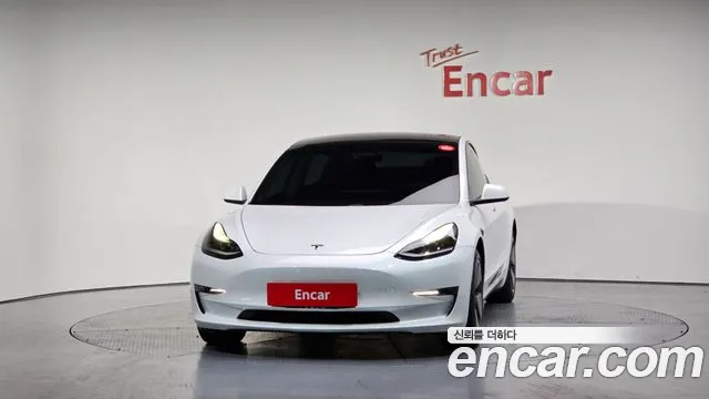 Tesla Model 3 2021