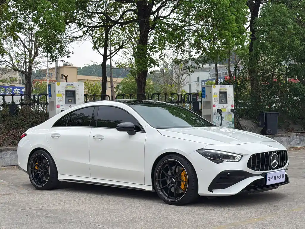Mercedes-Benz CLA AMG 2024