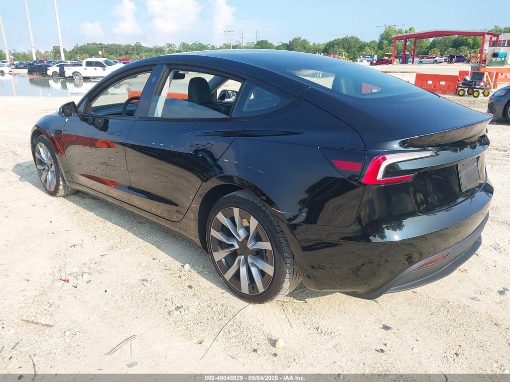 Tesla Model 3 2025