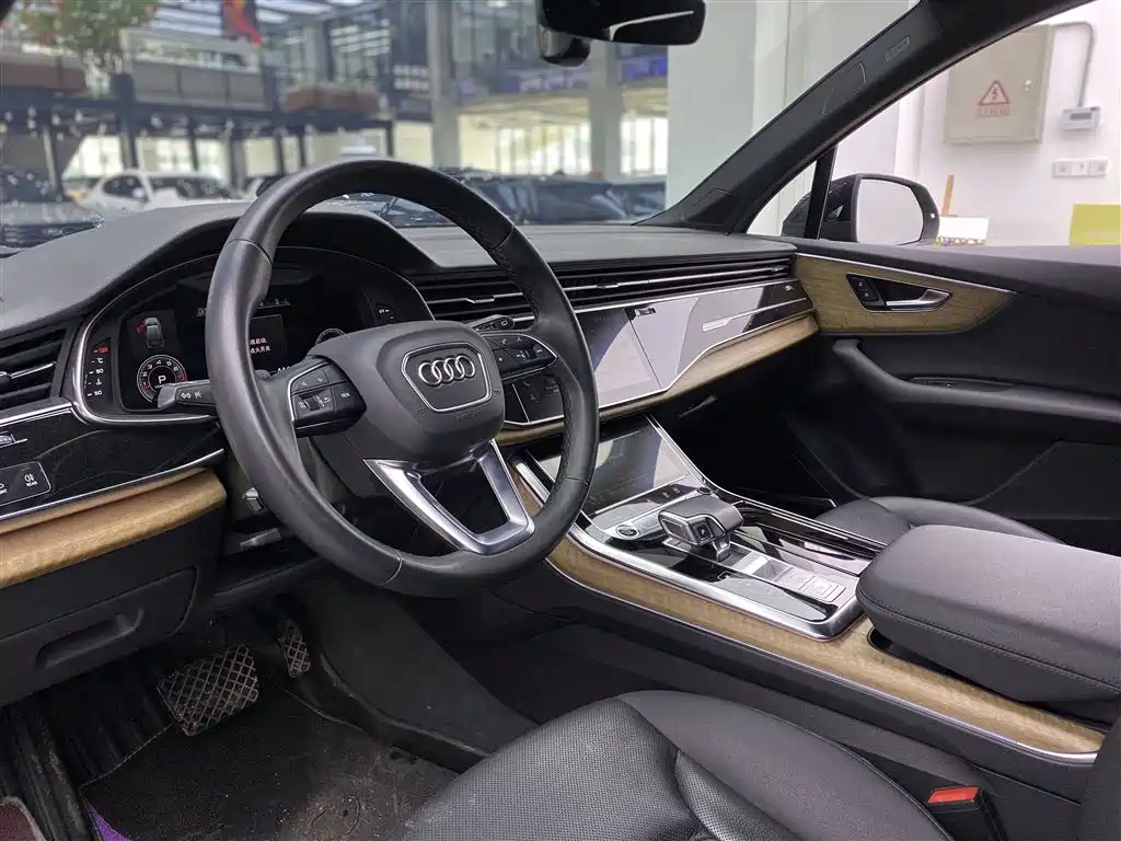 Audi Q7 2022