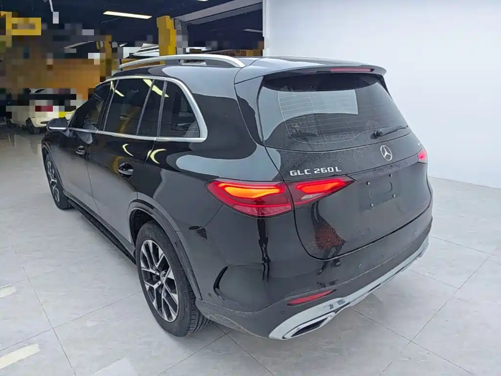 Mercedes-Benz GLC 2023
