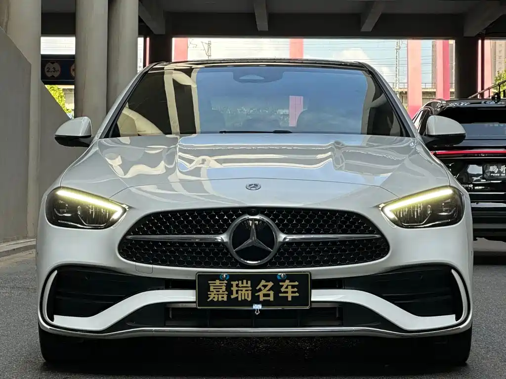 Mercedes-Benz C-Класс 2024