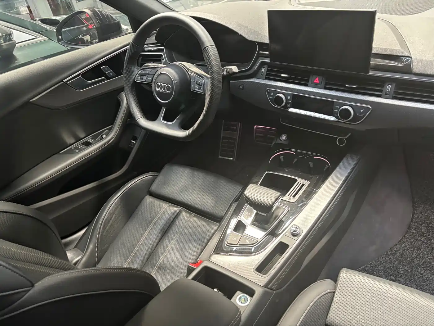 Audi A4 2025