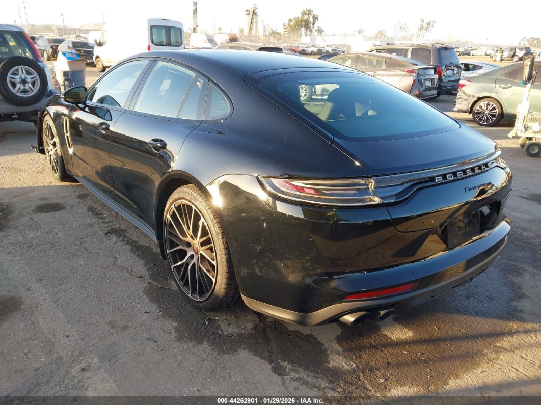 Porsche Panamera 2023