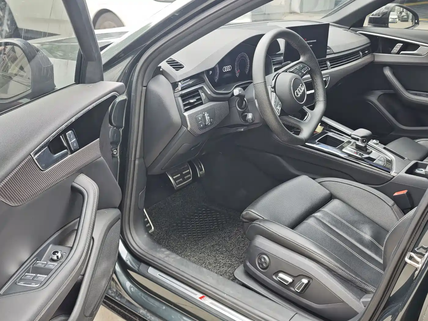 Audi A4 2025
