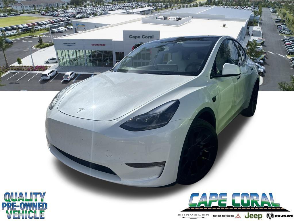 Tesla Model Y 2024