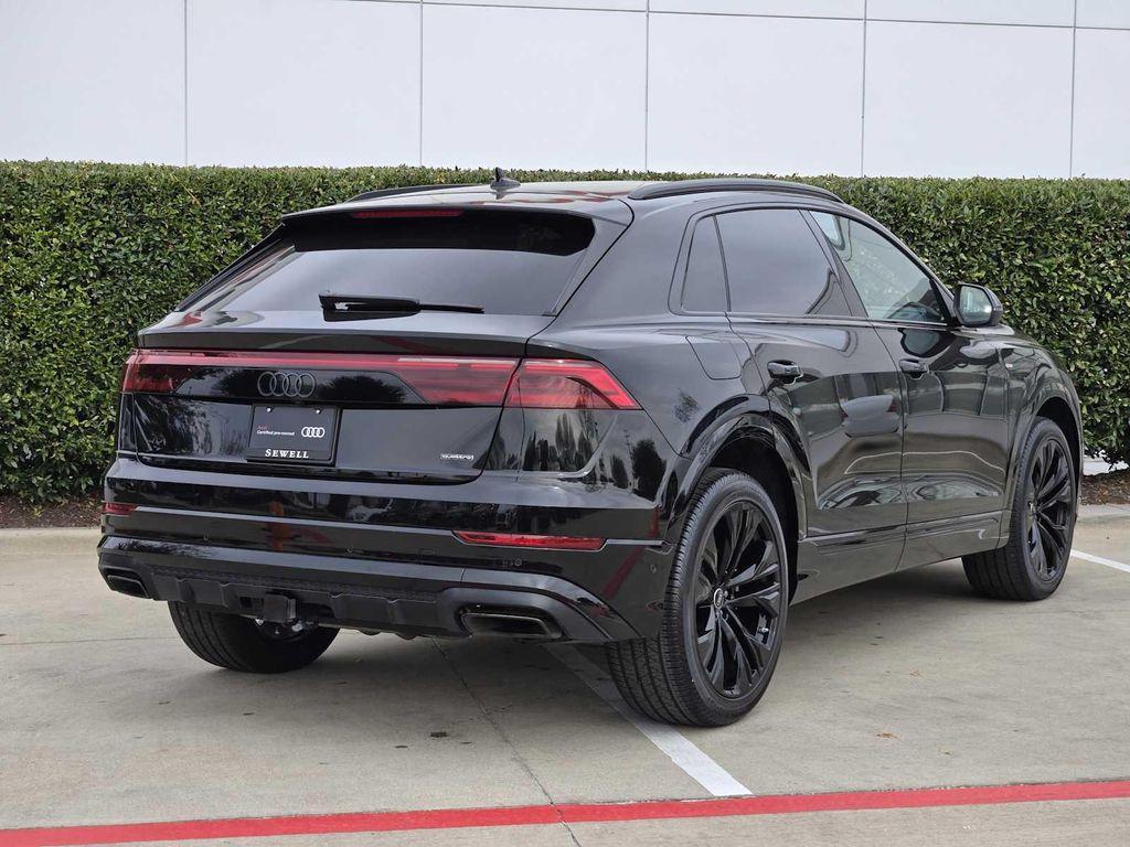Audi Q8 2025