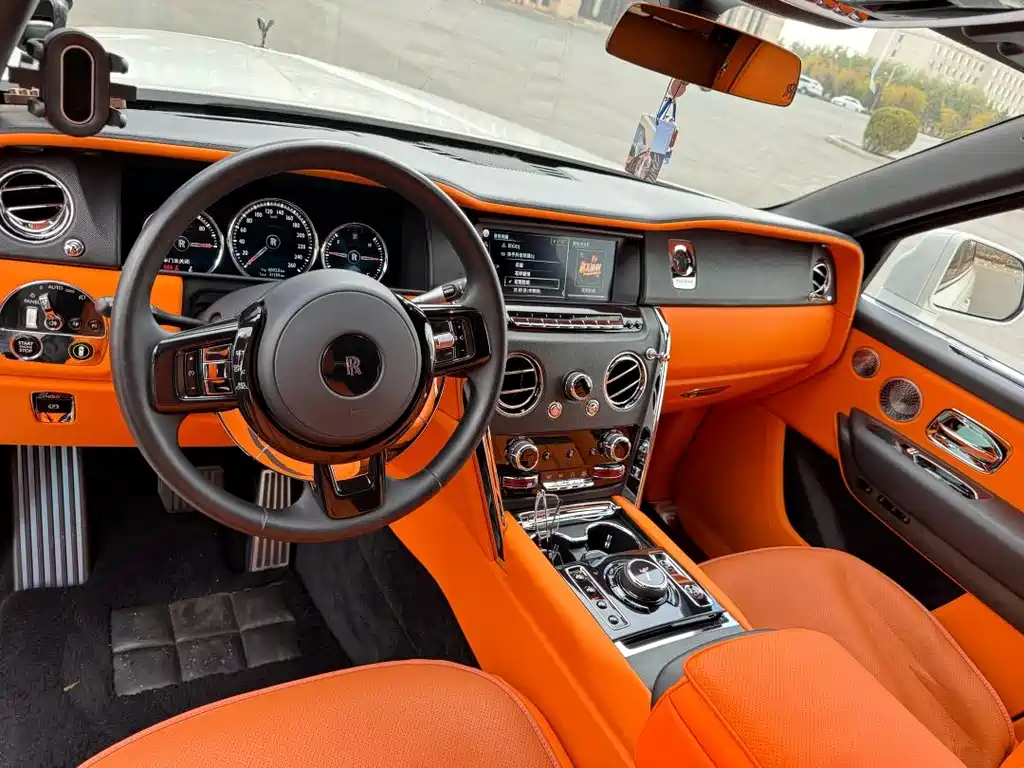 Rolls-Royce Cullinan 2021