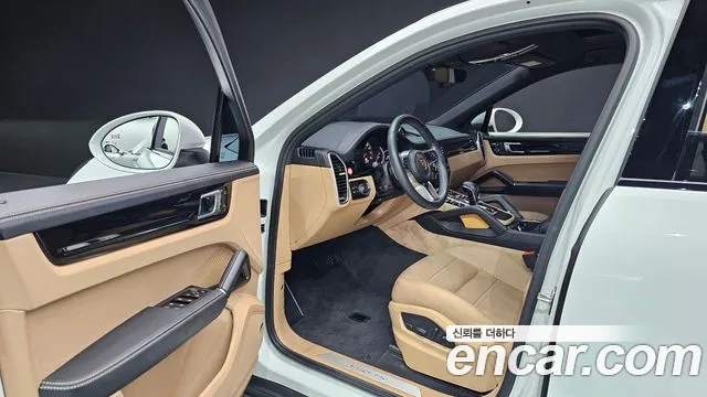 Porsche Cayenne 2023